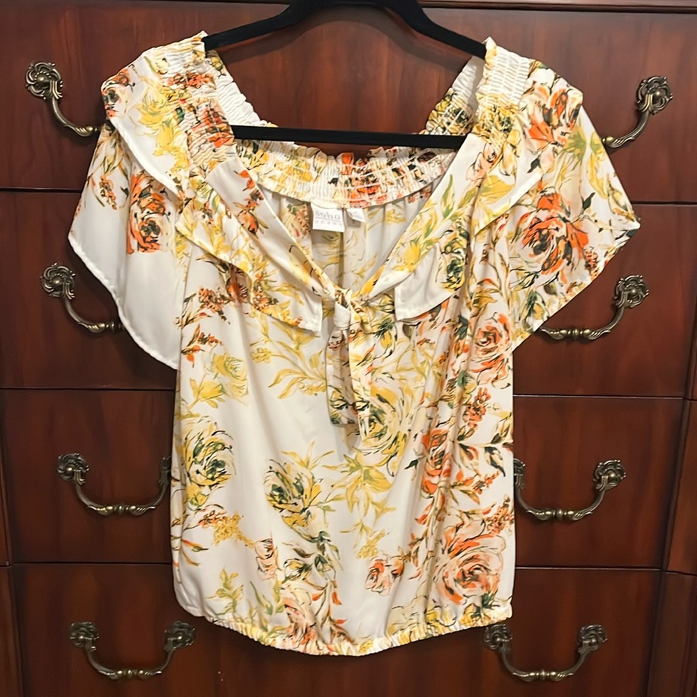 Women’s Summer Floral Top